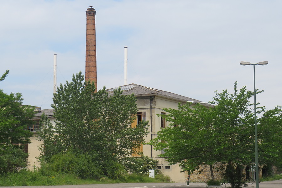 Anonymes, choyées ou limogées : les cheminées d’usine (...)