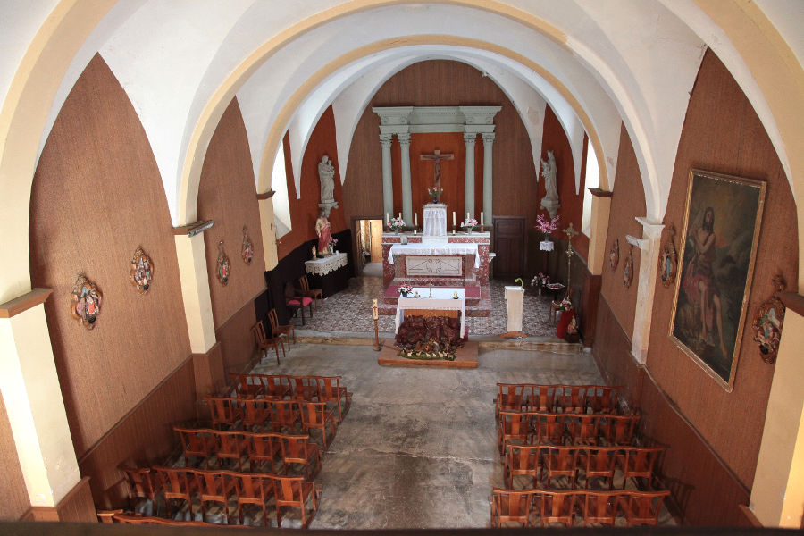 Intrieur de l'glise de Nalzen