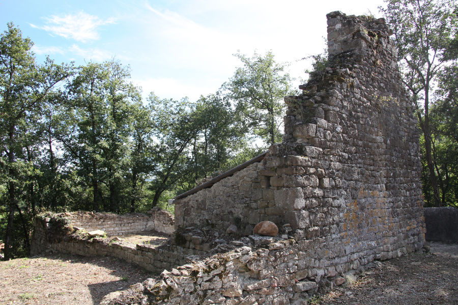 Vestiges de l'ancienne glise Saint-Martin, cimetire