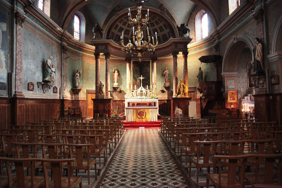 Intrieur de l'glise de Villeneuve d'Olmes