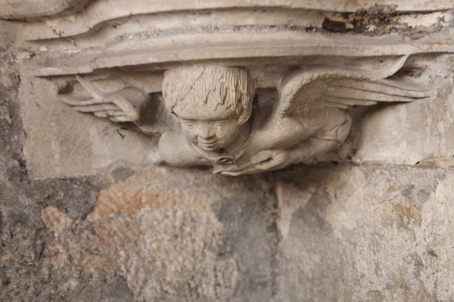 Escalier de l'ancien palais episcopal (dtail)