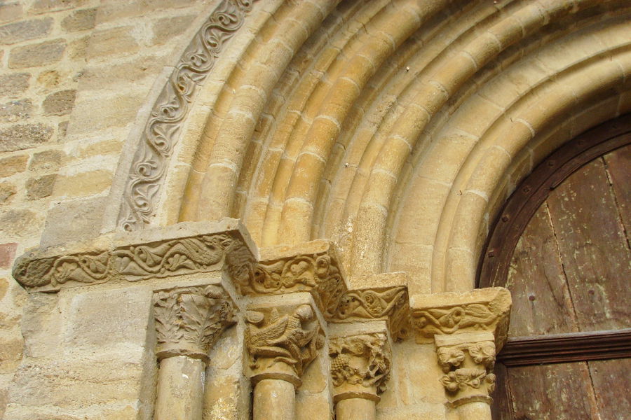 Portail occidental de l'église de Teilhet (détail)