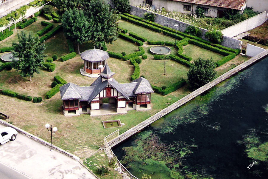 vue arienne du jardin "Art dco"