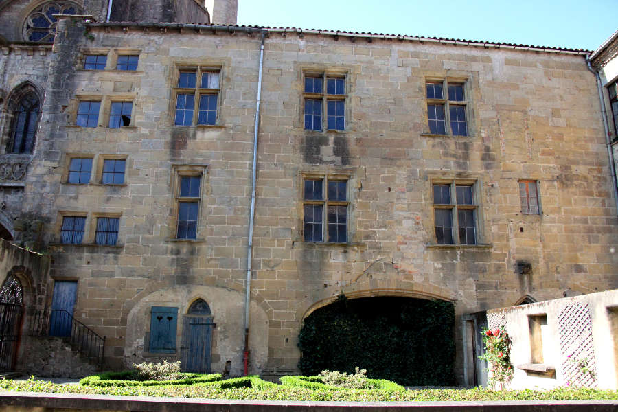 Faade de l'ancien palais piscopal de Mirepoix