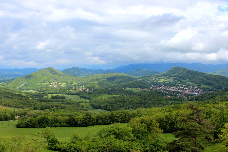 Anticlinal de Dreuilhe, vue de l'est